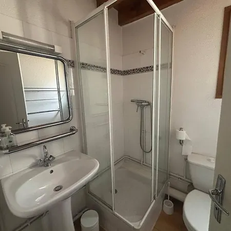 Duplex Alpin Confortable Avec Balcon Et Parking Privé - Fr-1-593-16 *